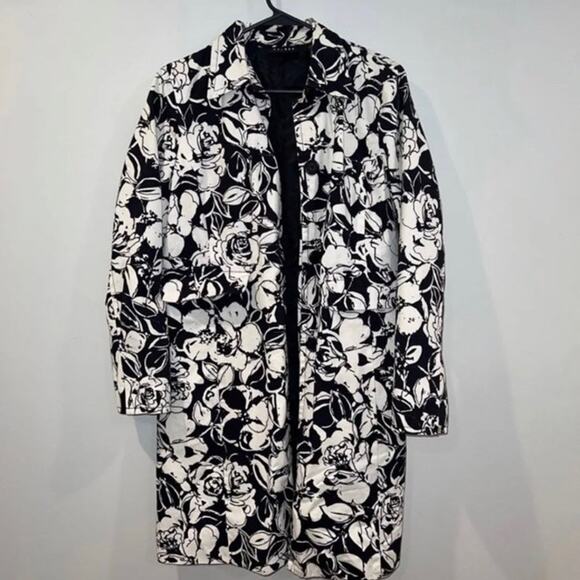 Axcess Black and White Floral Print Rain Coat - Size 6 - Picture 1 of 6